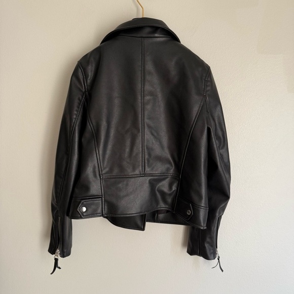 H&M women’s oversized biker moto faux leather jacket black size medium - Picture 4 of 8